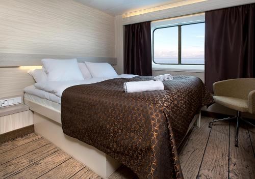 vikingline seaside cabin